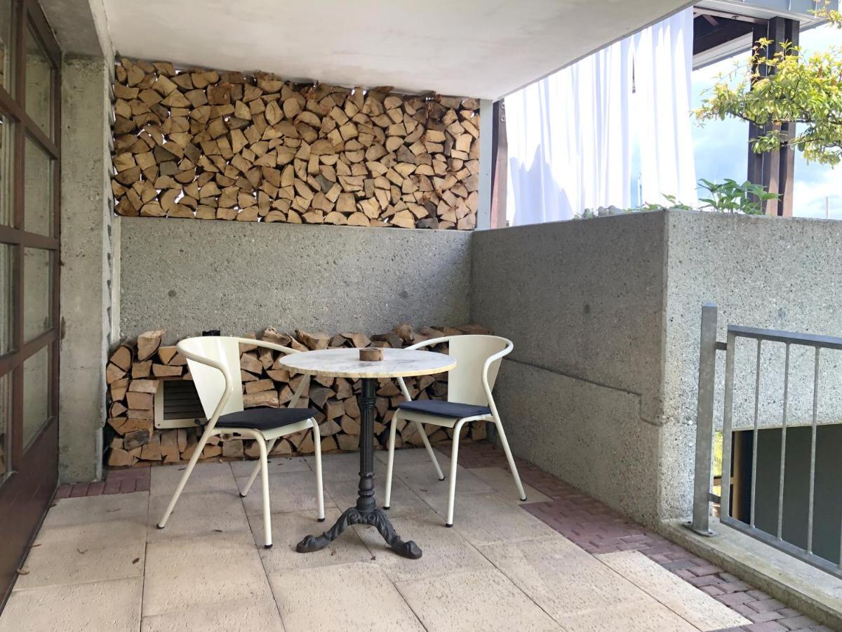 Zwischen Hafen Und Strandbad Konstanz Bagian luar foto